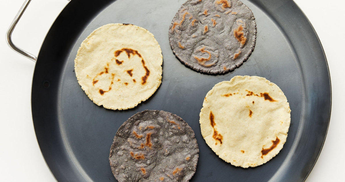 Cuidado del Comal: Una guía de condimentación para Made In x masienda.liveal
